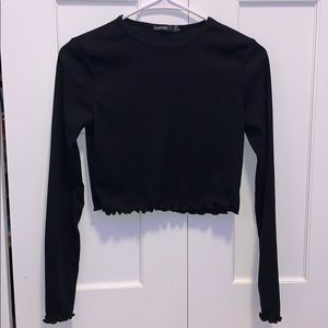 Black long sleeve crop top